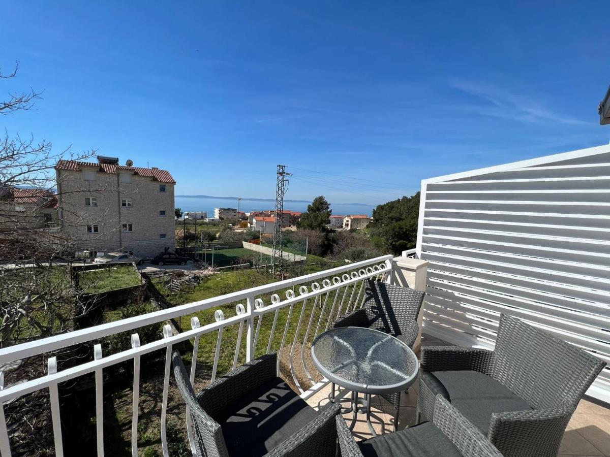 Apartments Toni Подстрана Екстериор снимка