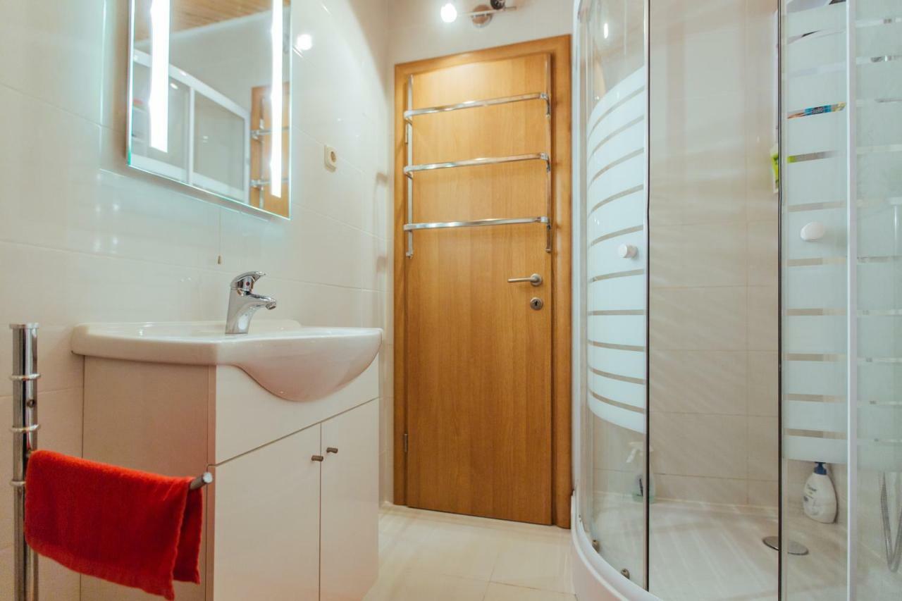 Apartments Toni Подстрана Екстериор снимка